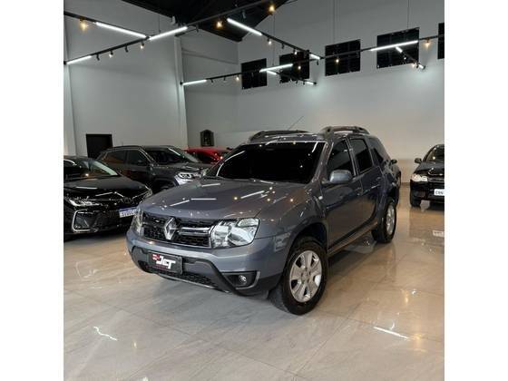 RENAULT DUSTER 2019