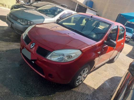 RENAULT SANDERO 2010