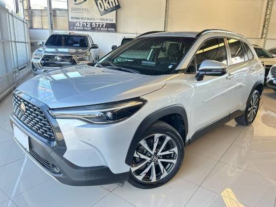 TOYOTA COROLLA CROSS 2024