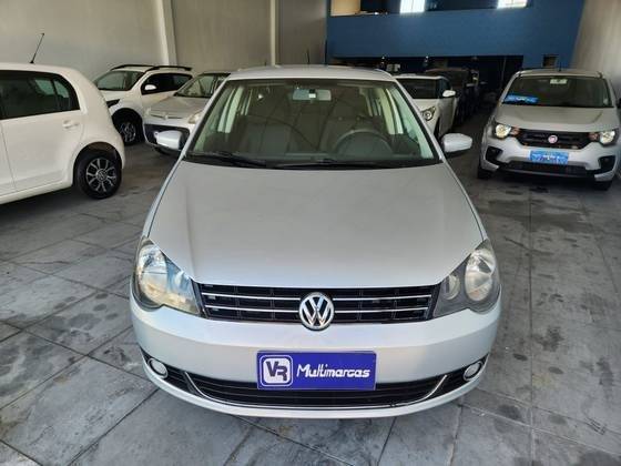 VOLKSWAGEN POLO SEDAN 2012