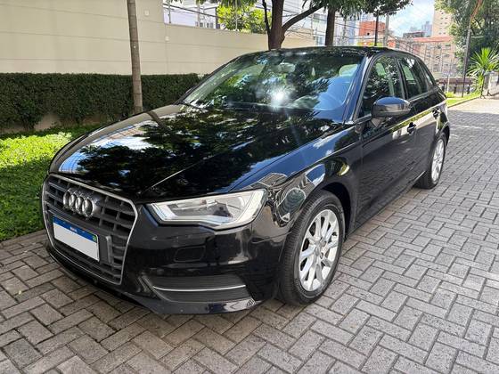 AUDI A3 2016