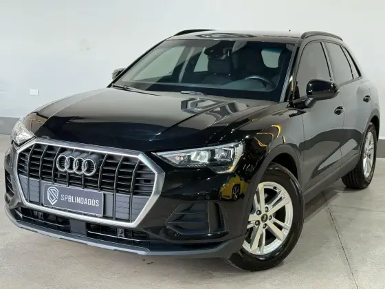 AUDI Q3 2021