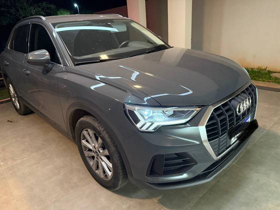 AUDI Q3 2021