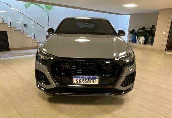 AUDI RS Q8 2023