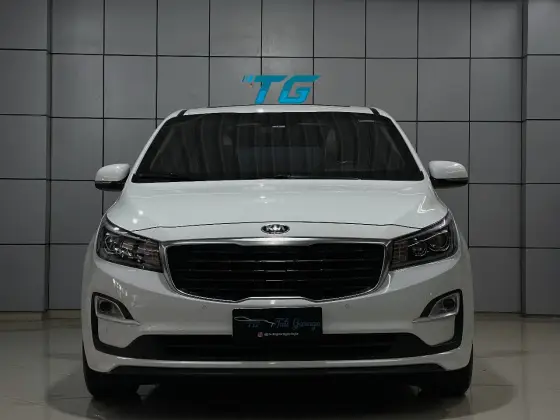 KIA CARNIVAL 2020