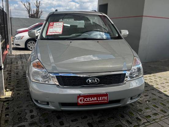 KIA CARNIVAL 2015