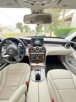 MERCEDES-BENZ C 180 2016