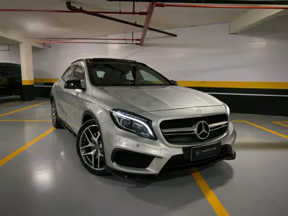 MERCEDES-BENZ GLA 45 AMG 2015