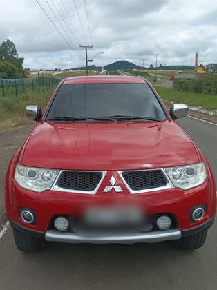 MITSUBISHI L200 TRITON 2013
