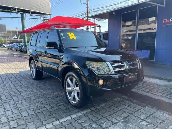 MITSUBISHI PAJERO FULL 2014