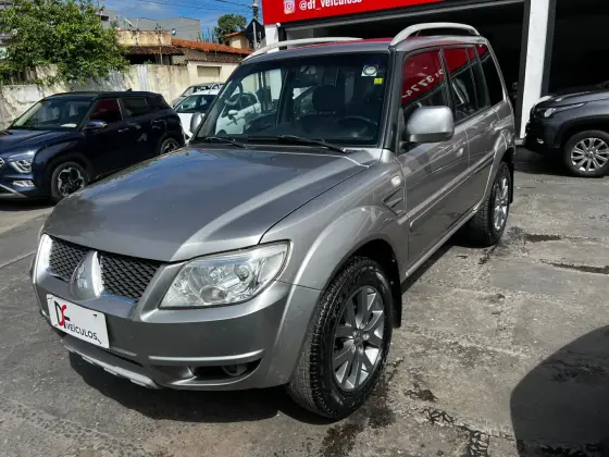 MITSUBISHI PAJERO TR4 2013