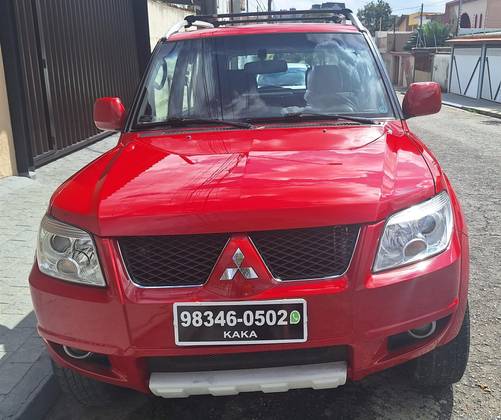MITSUBISHI PAJERO TR4 2012