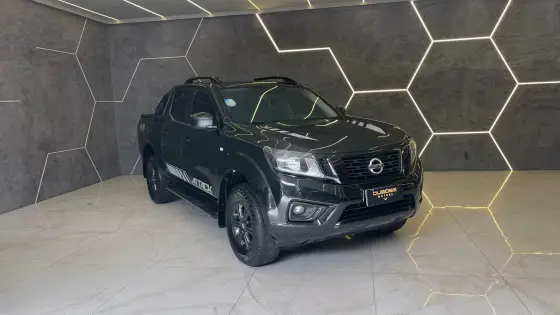 NISSAN FRONTIER 2021
