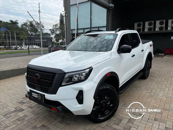 NISSAN FRONTIER 2024