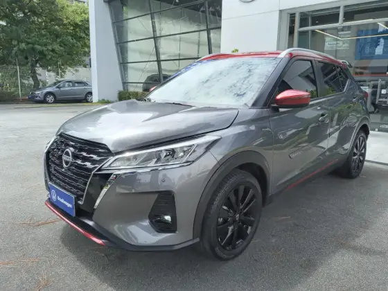 NISSAN KICKS 2023