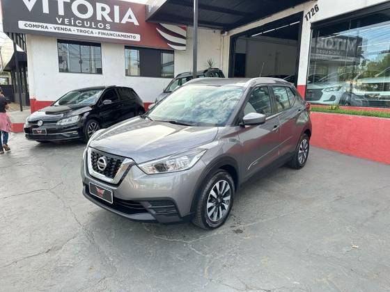 NISSAN KICKS 2018