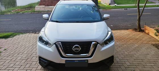 NISSAN KICKS 2019