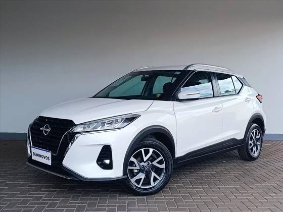 NISSAN KICKS 2024