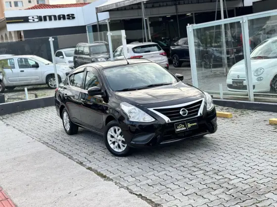 NISSAN VERSA 2018