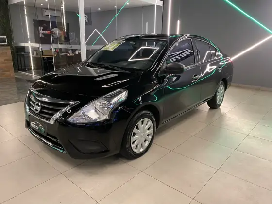 NISSAN VERSA 2021