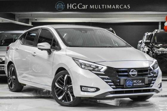 NISSAN VERSA 2024