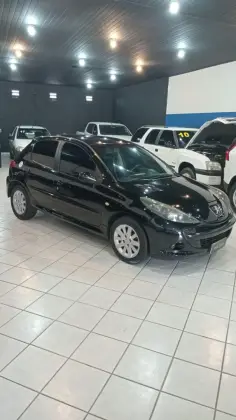 PEUGEOT 207 2010