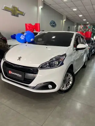 PEUGEOT 208 2020