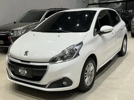 PEUGEOT 208 2019