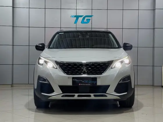 PEUGEOT 3008 2019