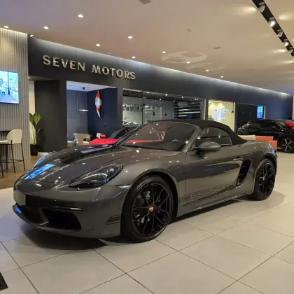 PORSCHE 718 2024