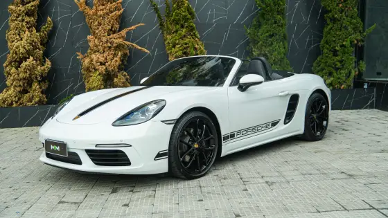 PORSCHE 718 2024