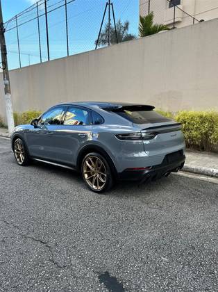 PORSCHE CAYENNE 2022