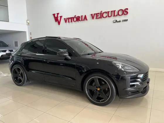 PORSCHE MACAN 2021