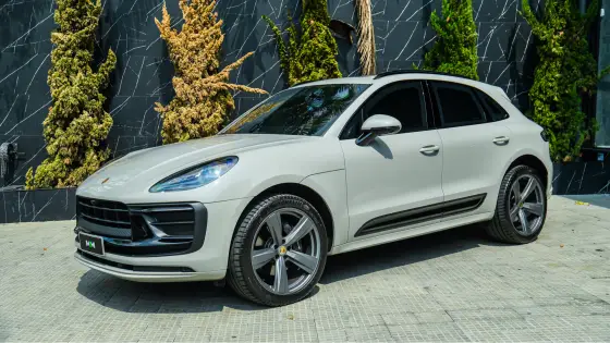 PORSCHE MACAN 2023