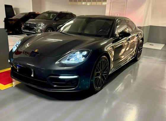 PORSCHE PANAMERA 2023