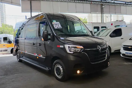 RENAULT MASTER 2025