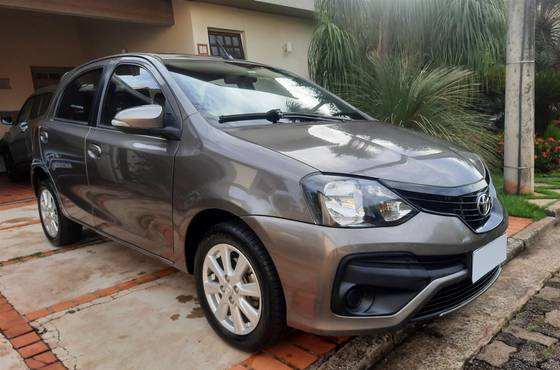 TOYOTA ETIOS 2019