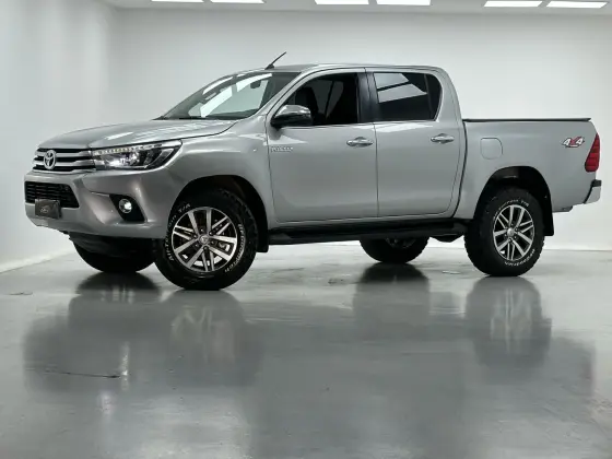 TOYOTA HILUX 2018