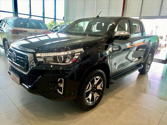 TOYOTA HILUX 2020