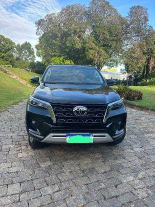 TOYOTA HILUX SW4 2022