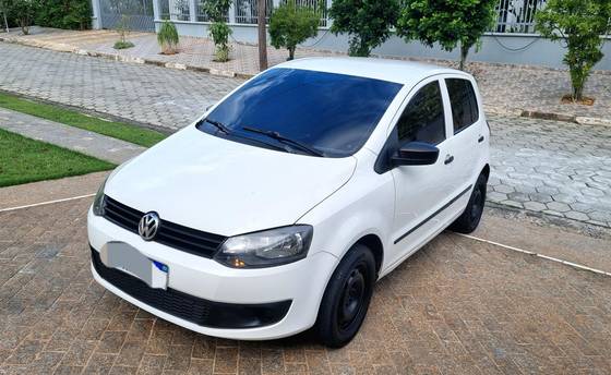 VOLKSWAGEN FOX 2013