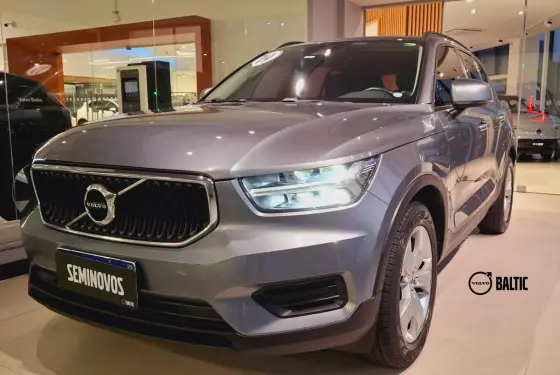 VOLVO XC40 2019