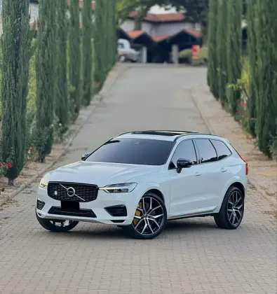 VOLVO XC60 2020