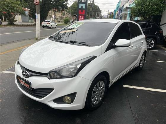 HYUNDAI HB20 2015