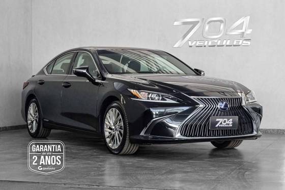 LEXUS ES 300h 2020