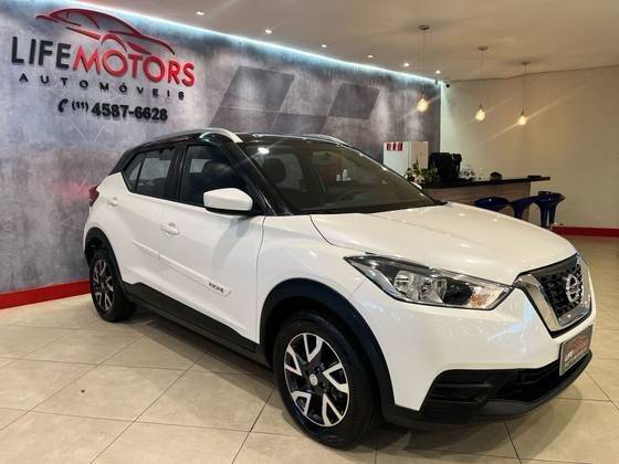 NISSAN KICKS 2018