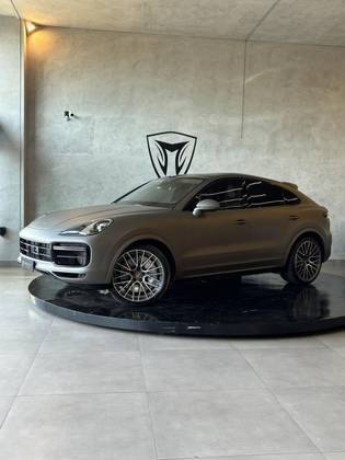 PORSCHE CAYENNE 2021