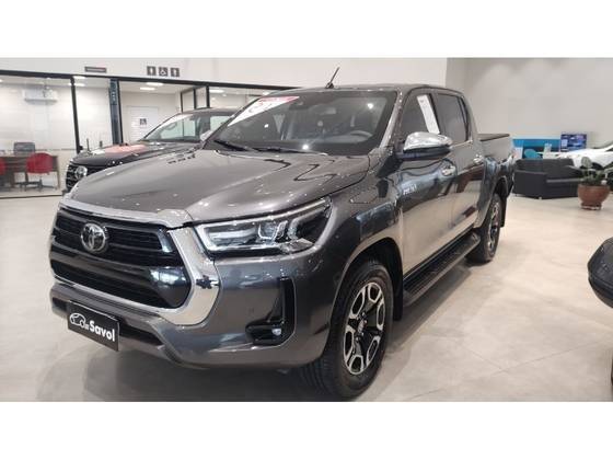 TOYOTA HILUX 2021