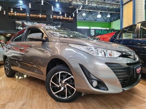 TOYOTA YARIS 2020