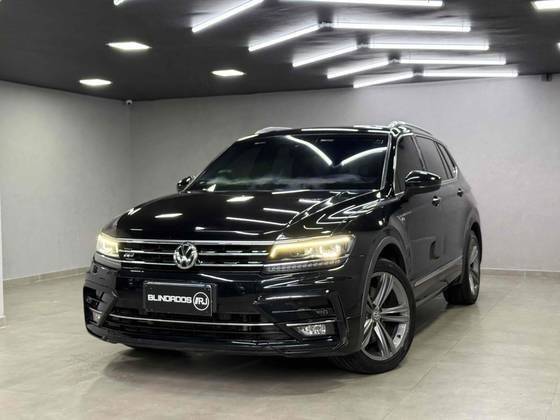 VOLKSWAGEN TIGUAN 2019